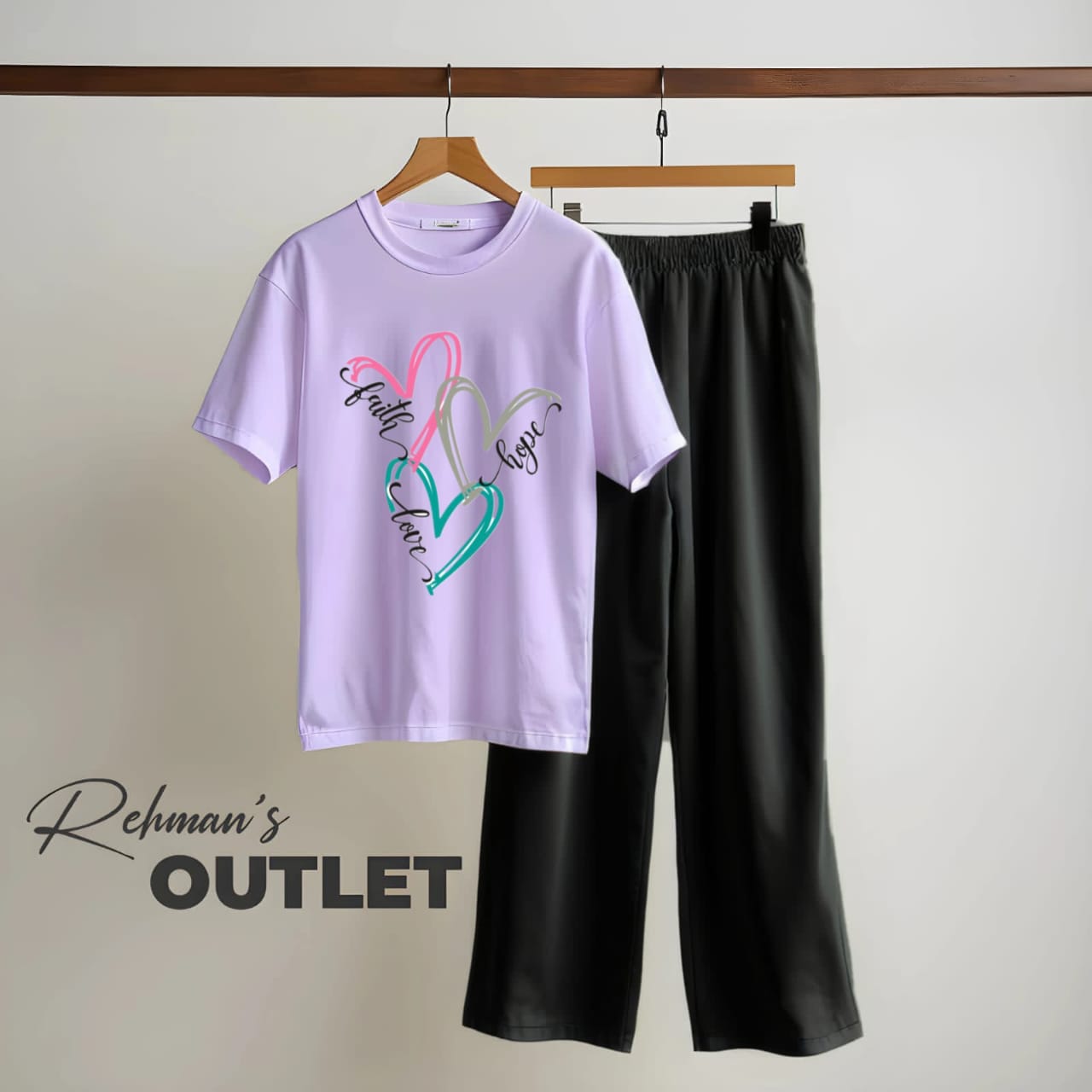 Lilac tee with faith hope love black flapper