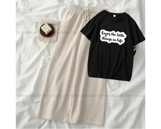 Black tee with enjoy little things skin flapper