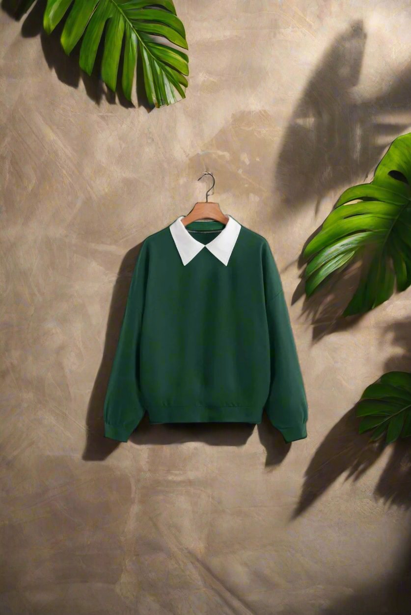 Dark green collar sweatshirt