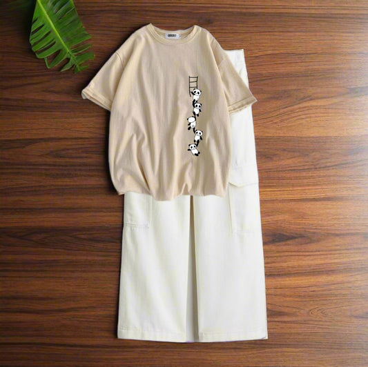 Bear stairs skin tshirt, white cargo jeans