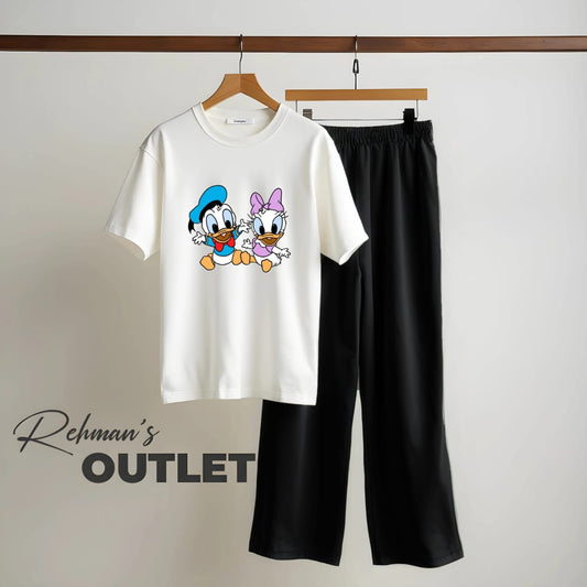 white tee with cartoon twins black flapper